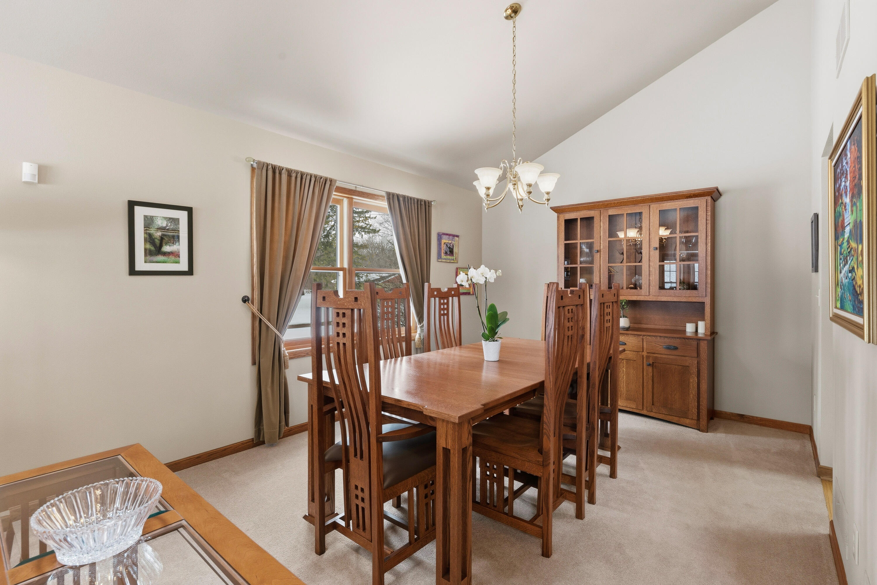 1414 West El Rancho Drive Mequon, WI 53092 - Photo 19 of 86 Dining Room