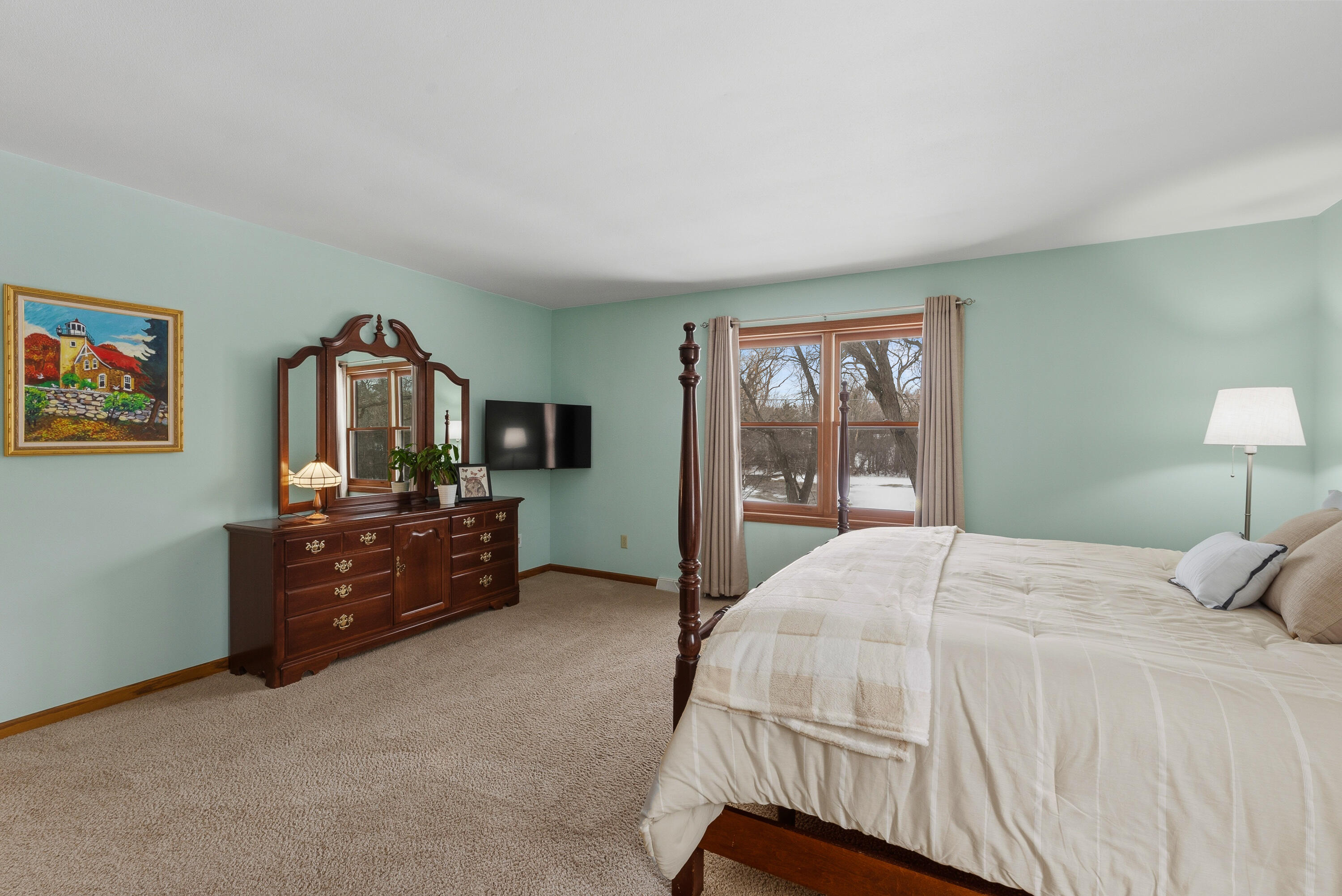 1414 West El Rancho Drive Mequon, WI 53092 - Photo 30 of 86 Primary Bedroom