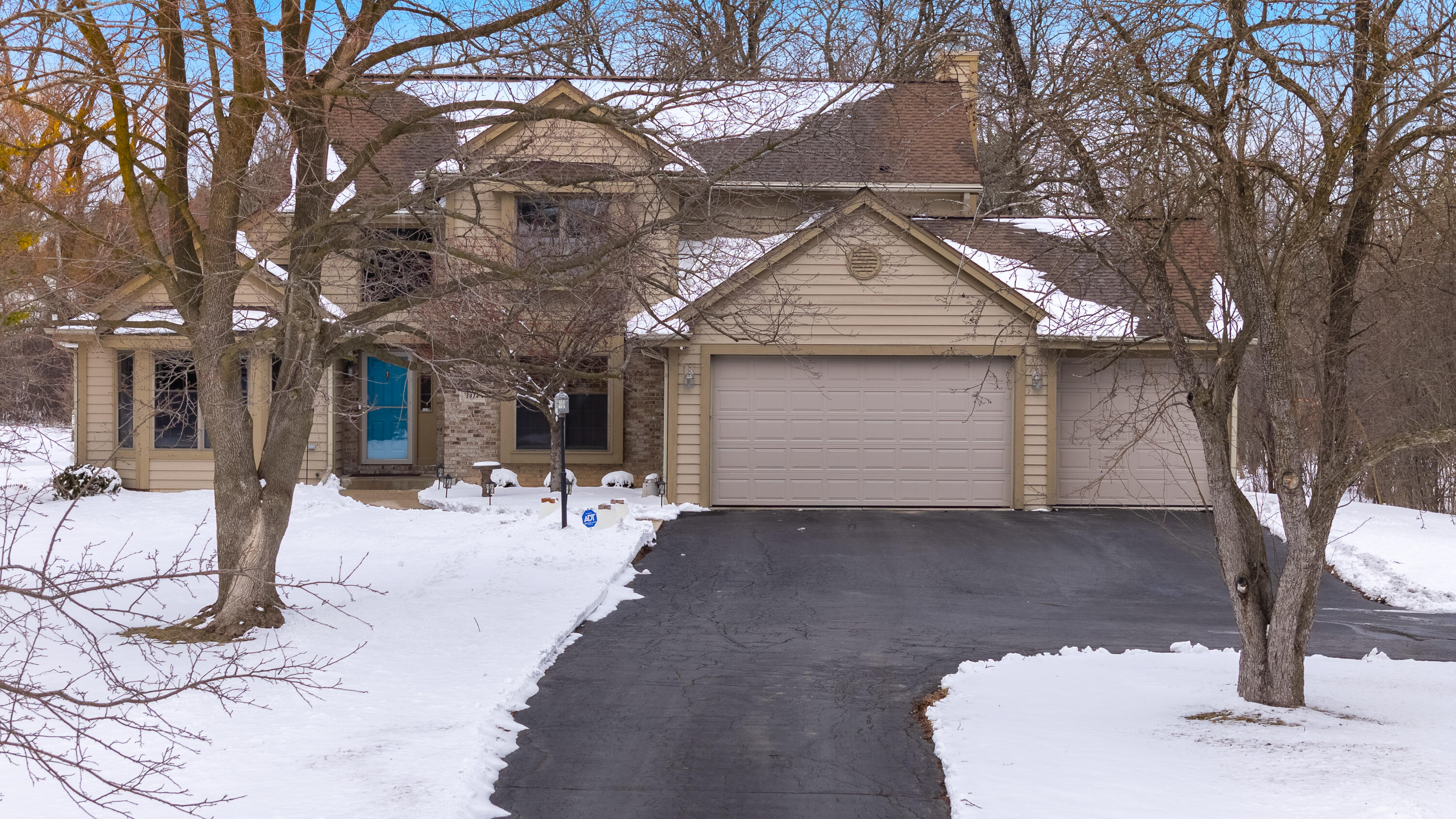 1414 West El Rancho Drive Mequon, WI 53092 - Photo 47 of 86 Exterior