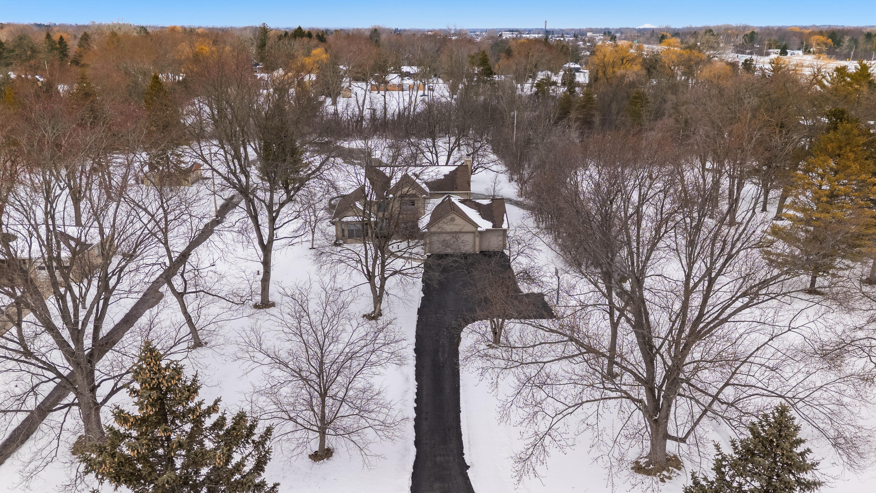 1414 West El Rancho Drive Mequon, WI 53092 - Photo 59 of 86 Aerial Photo