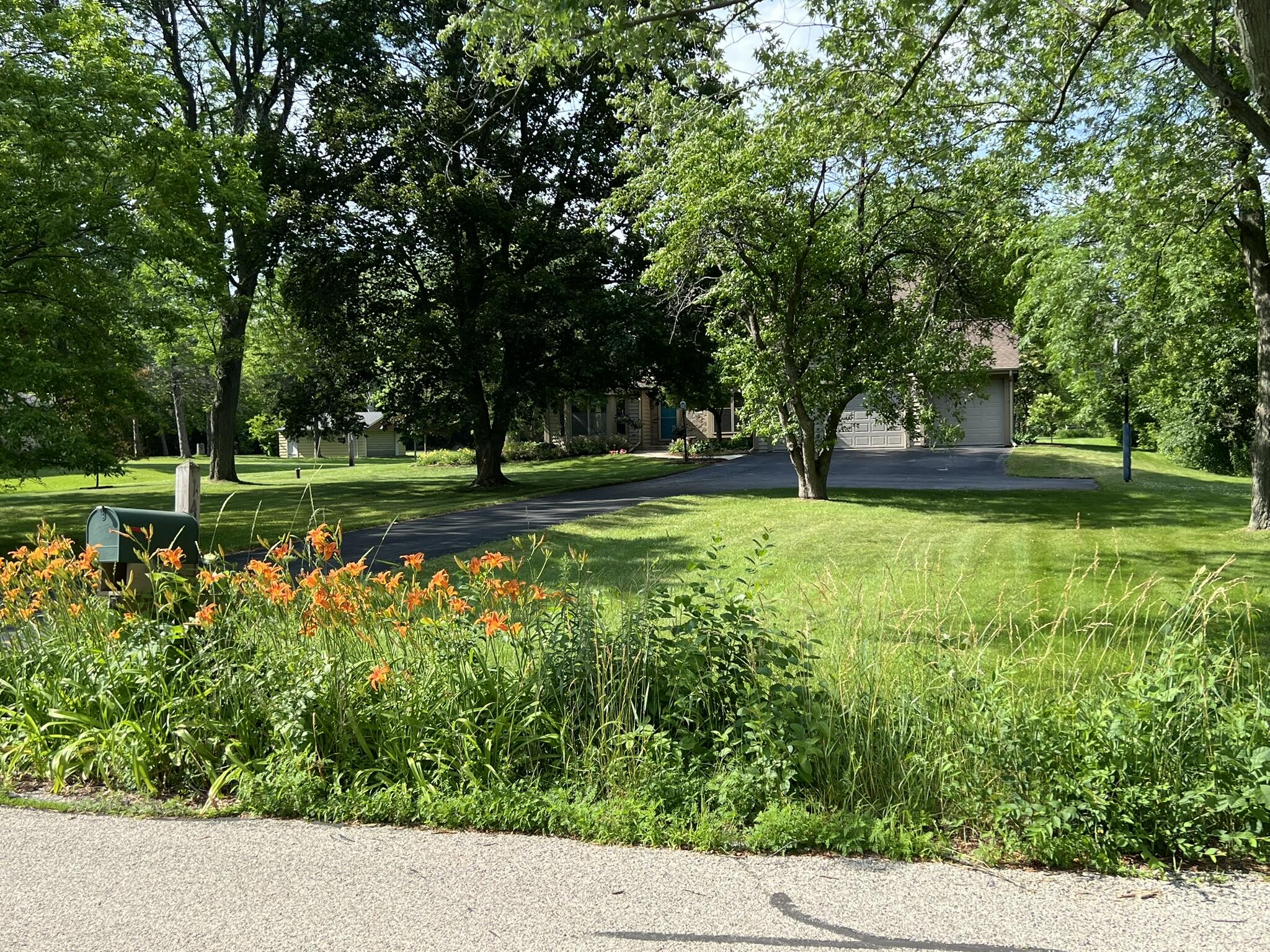 1414 West El Rancho Drive Mequon, WI 53092 - Photo 83 of 86 Seller's Summer Photo