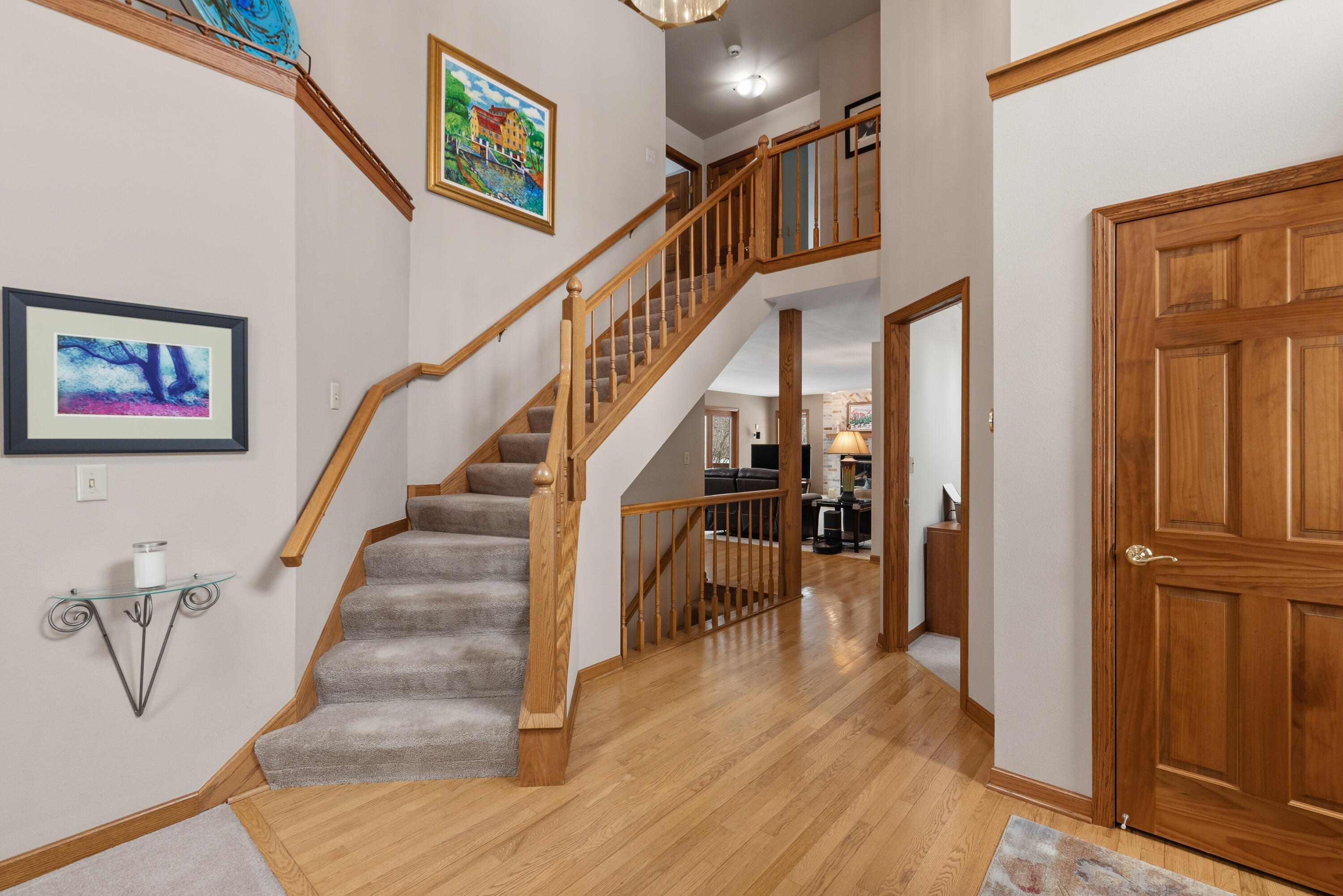 1414 West El Rancho Drive Mequon, WI 53092 - Photo 6 of 86 Foyer