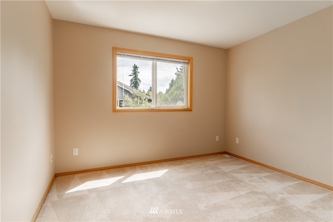 428 170th Place Southeast Bothell, WA 98012 - Photo 15 of 21