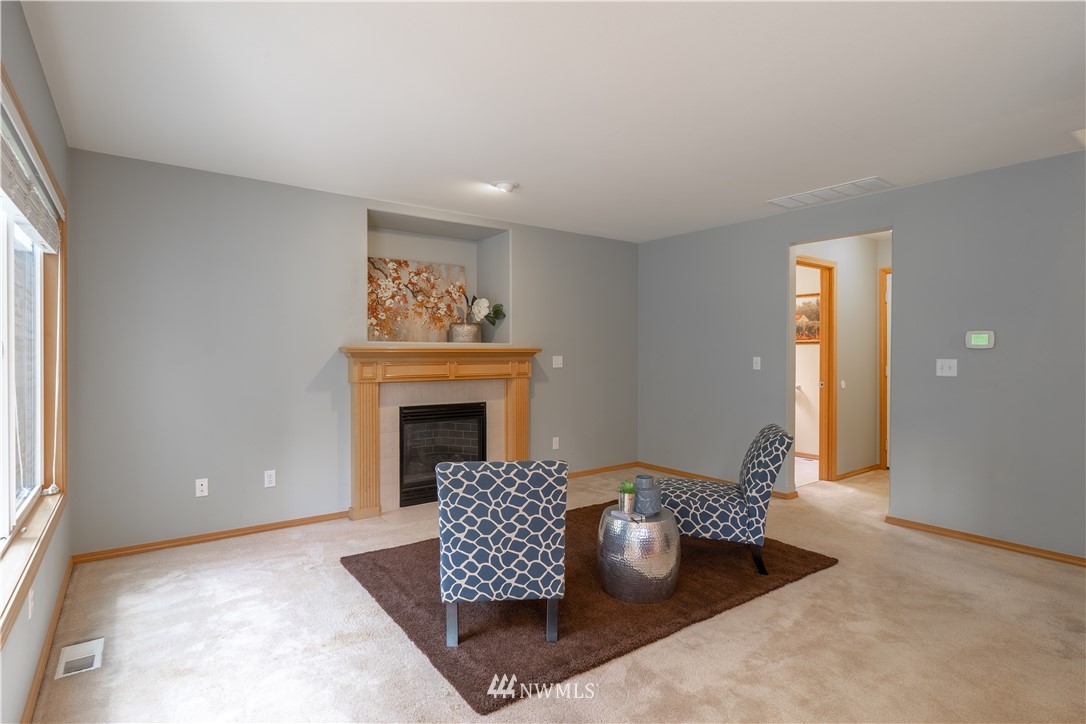 428 170th Place Southeast Bothell, WA 98012 - Photo 4 of 21
