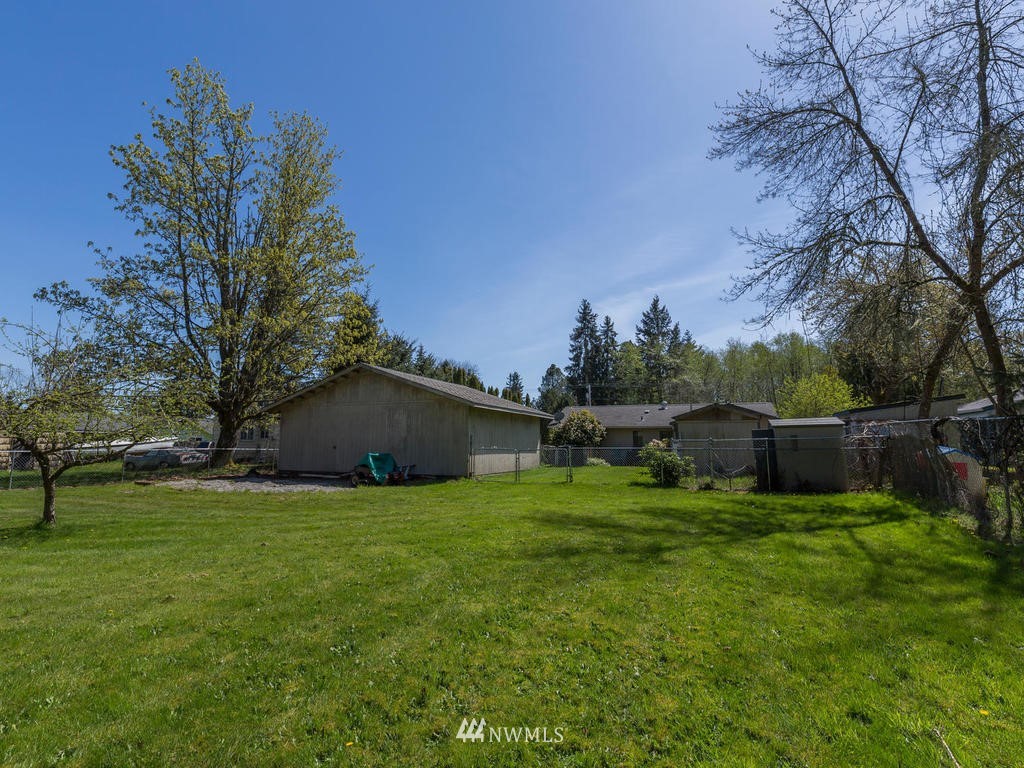 10404 Southwest Bank Road Vashon, WA 98070 - Photo 22 of 23 Gallery Image 22