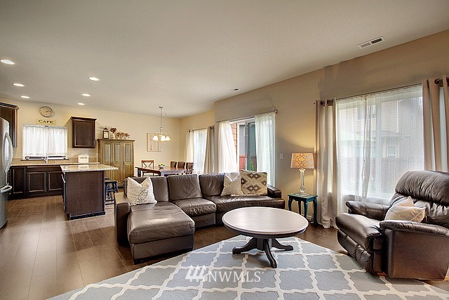 4525 147th Place Southeast Bothell, WA 98012 - Photo 5 of 21