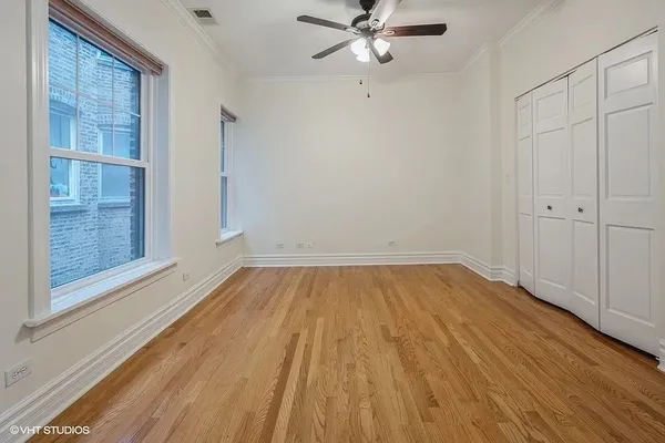 $3,500 | 718 West Bittersweet Place, Unit 2, Chicago, IL 60613