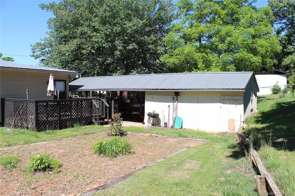 1167 Highway 221 Rutherfordton, NC 28139 - Photo 4 of 17
