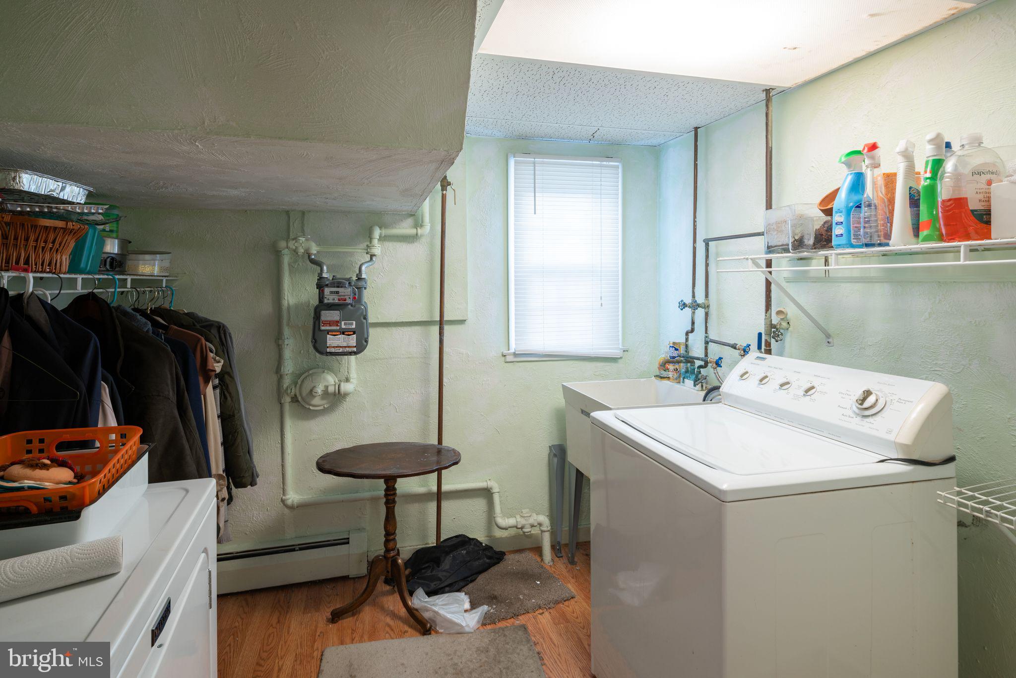 9929 South Canterbury Road Philadelphia, PA 19114 - Photo 28 of 34 Gallery Image 28