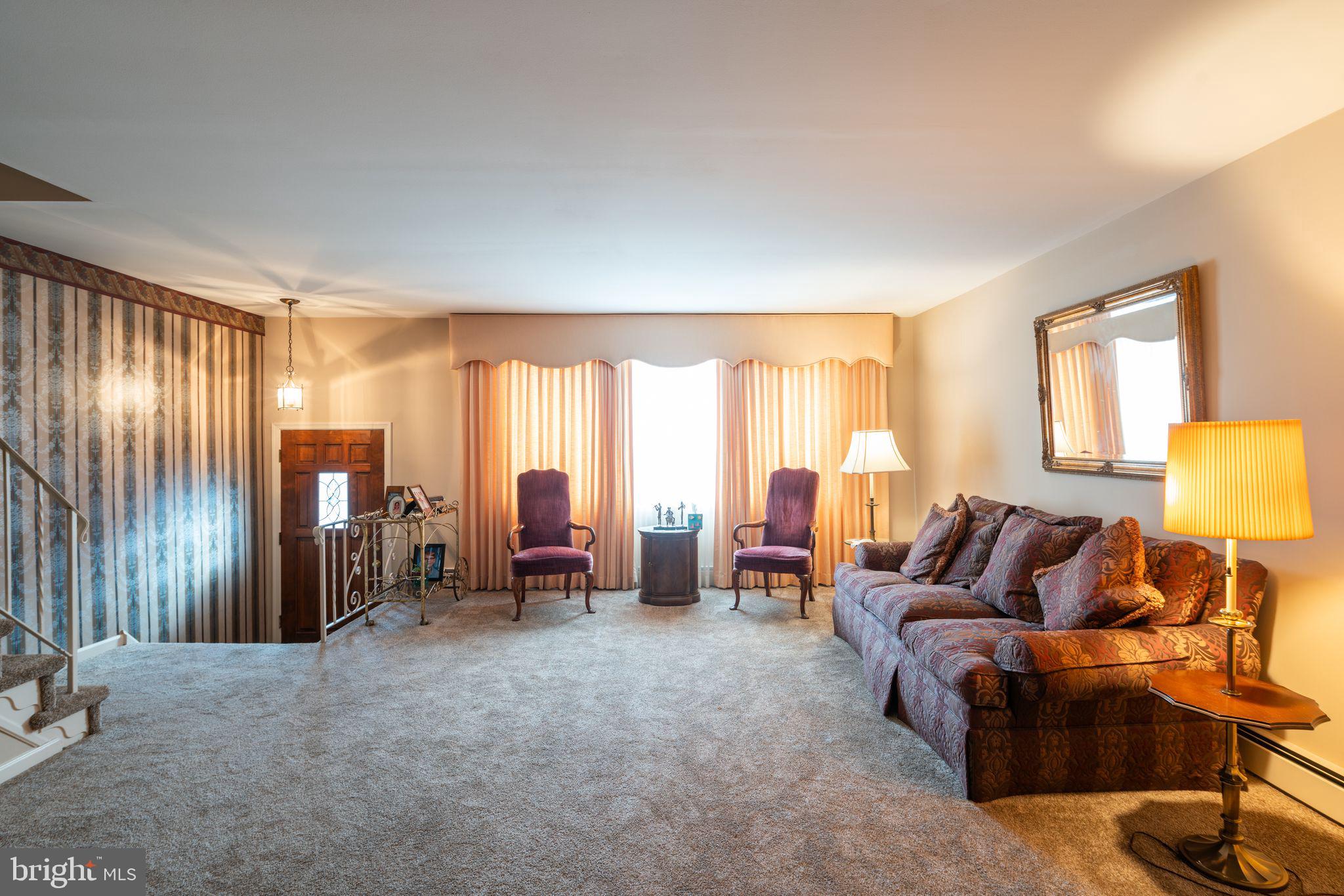 9929 South Canterbury Road Philadelphia, PA 19114 - Photo 6 of 34 Gallery Image 6