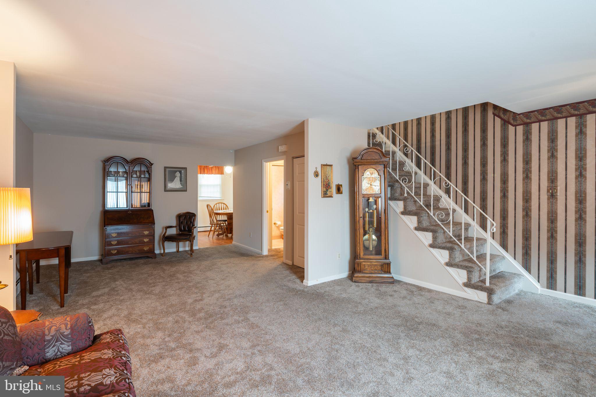 9929 South Canterbury Road Philadelphia, PA 19114 - Photo 7 of 34 Gallery Image 7
