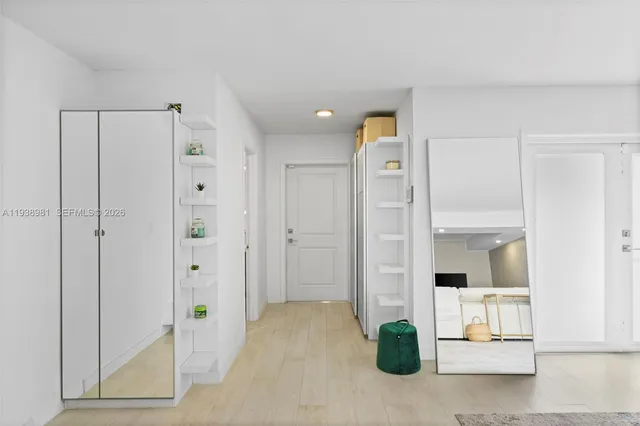 a view of entryway with white walls