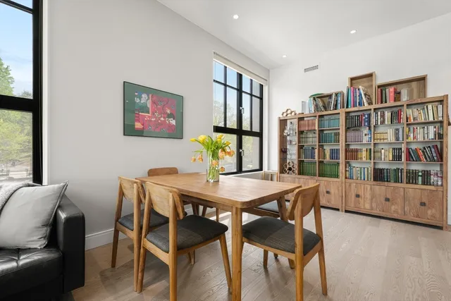 $1,299,000 | 8 Leverett Street, Unit 3, Brookline, MA 02445