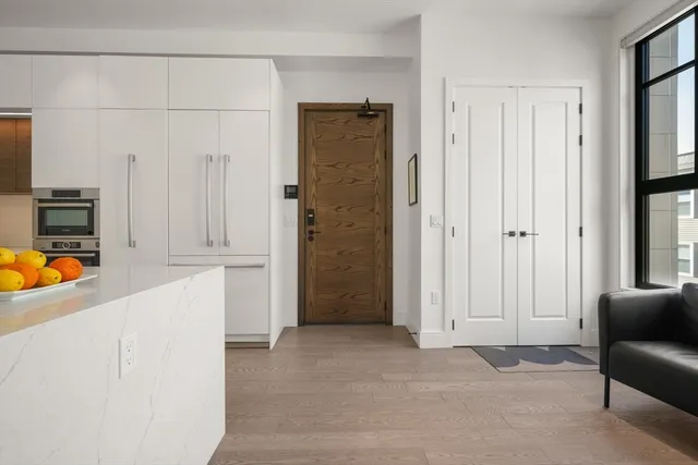 $1,299,000 | 8 Leverett Street, Unit 3, Brookline, MA 02445