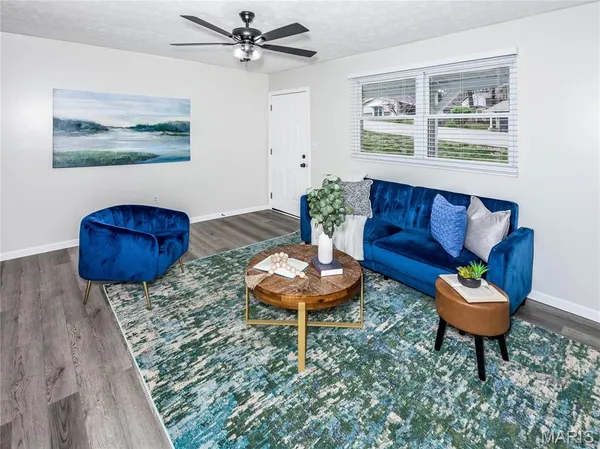 $134,900 | 201 Pine Ridge Drive, Godfrey, IL 62035