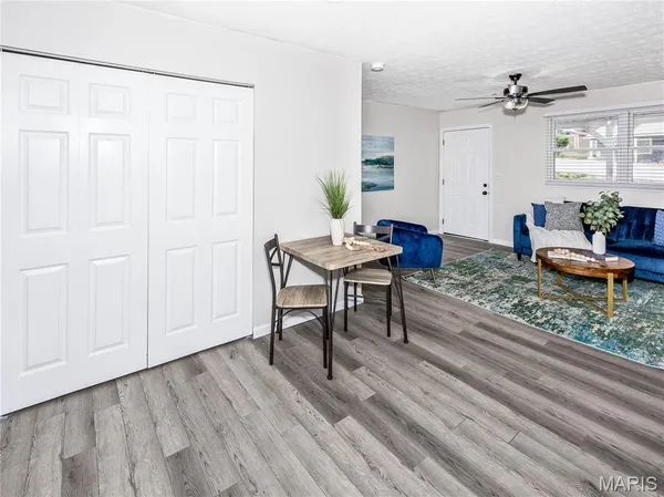 $134,900 | 201 Pine Ridge Drive, Godfrey, IL 62035