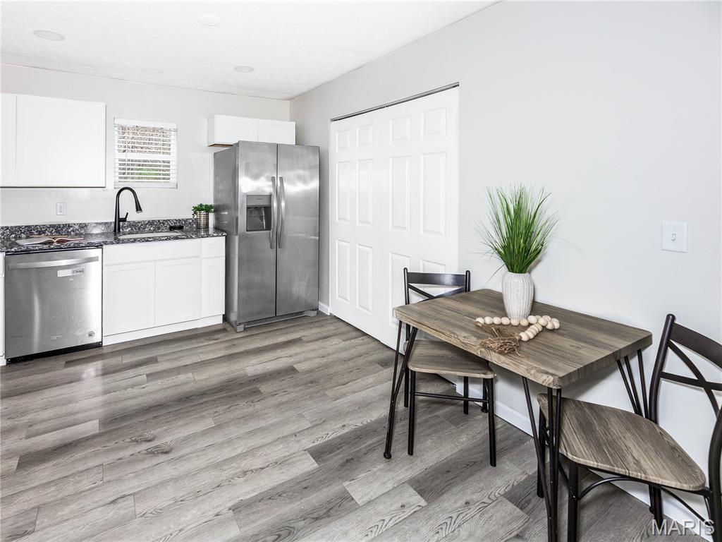 201 Pine Ridge Drive Godfrey, IL 62035 - Photo 18 of 32