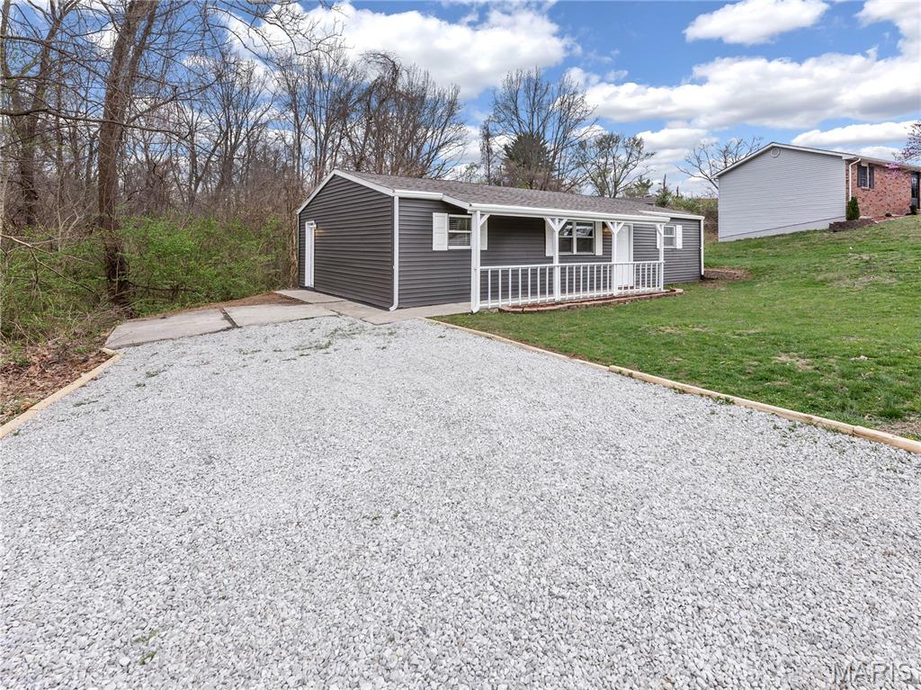 201 Pine Ridge Drive Godfrey, IL 62035 - Photo 6 of 32