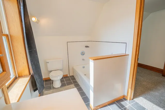 $219,000 | 701 South Bluff Street, Monticello, IN 47960