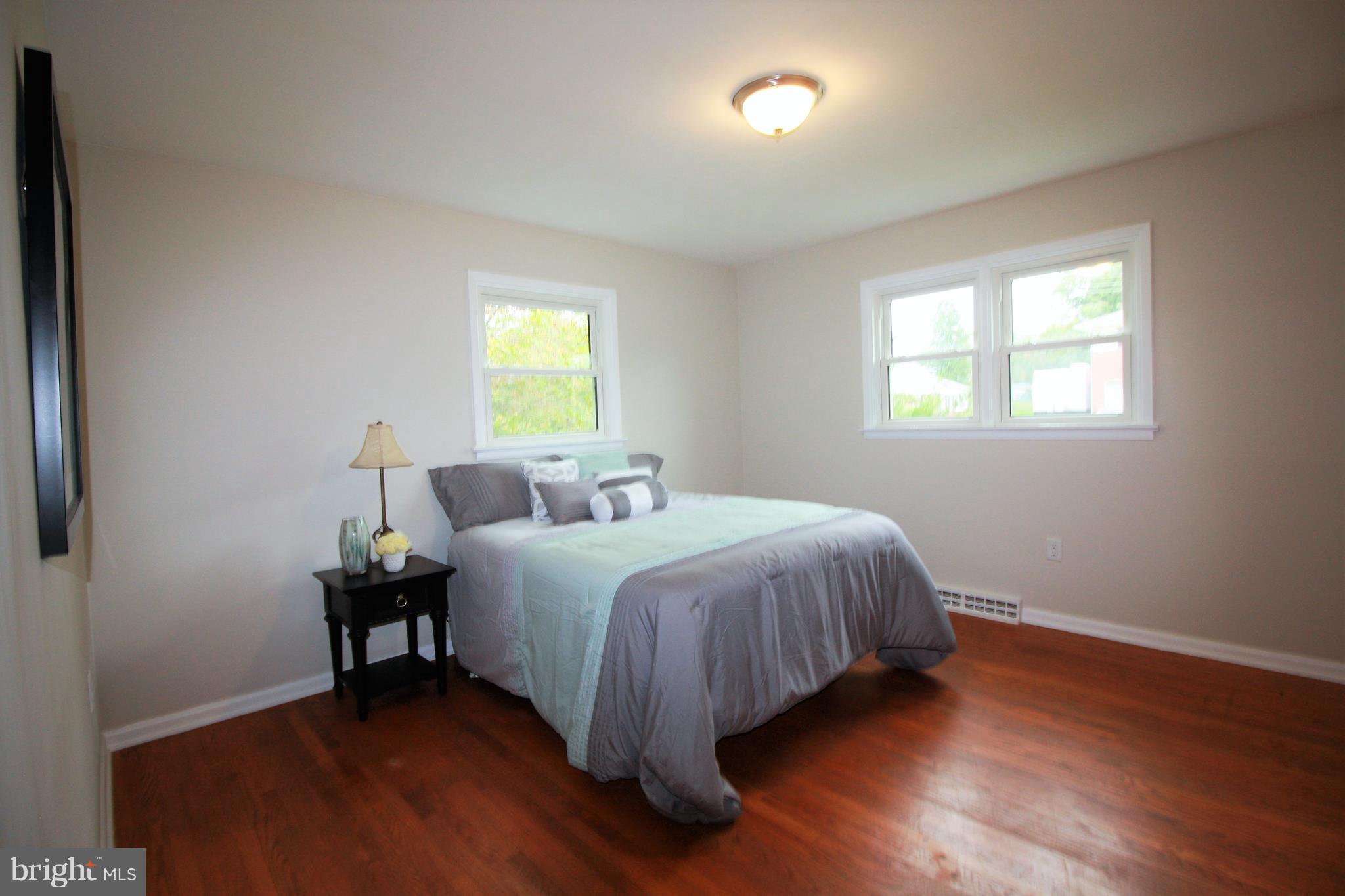 2471 Warwick Road York, PA 17408 - Photo 13 of 19 Gallery Image 13