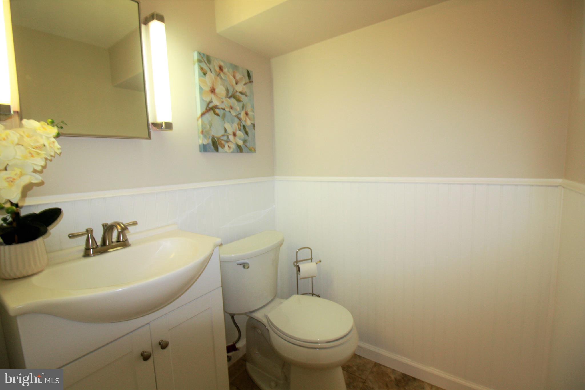 2471 Warwick Road York, PA 17408 - Photo 17 of 19 Gallery Image 17