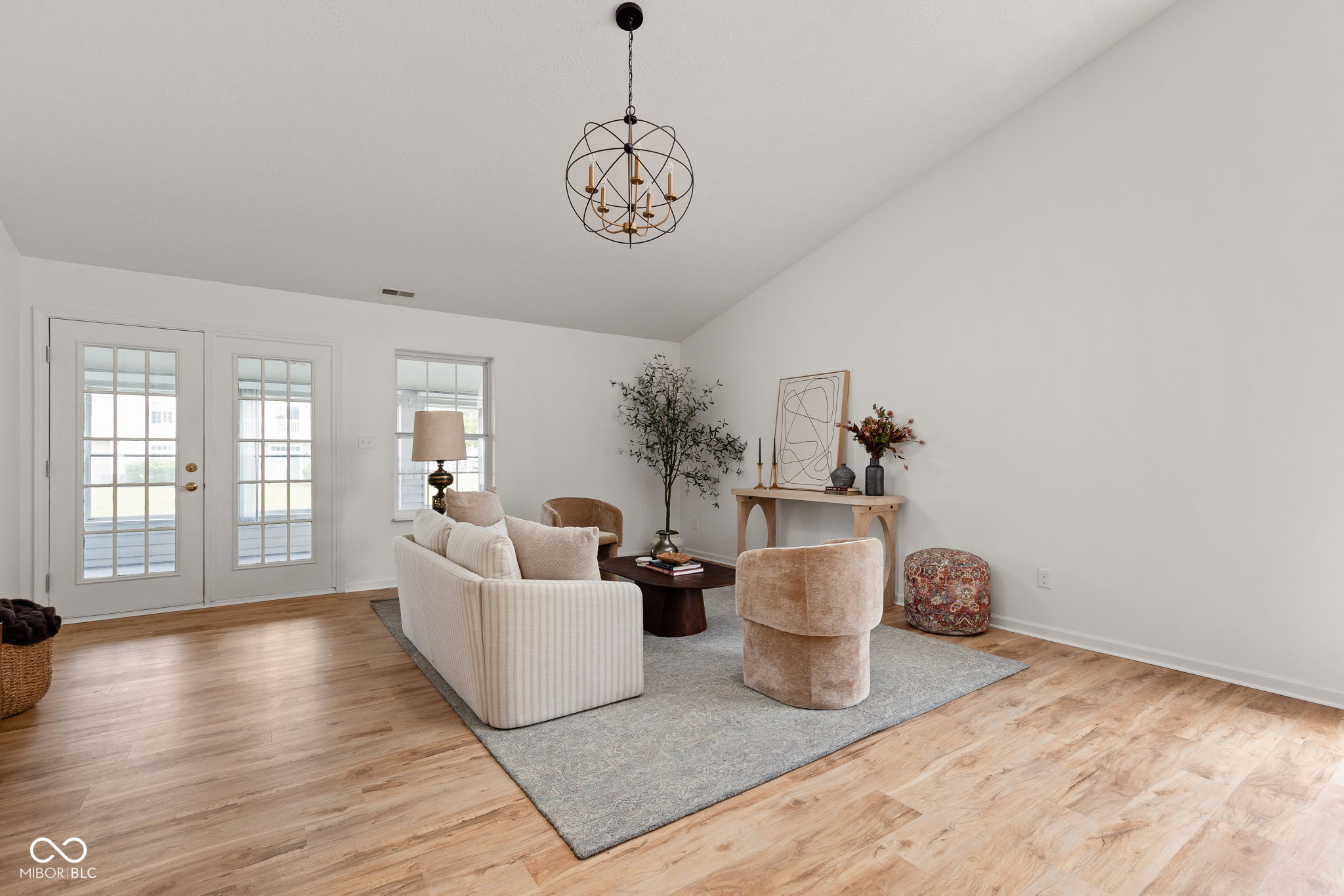 8563 Buffalo Ridge Drive Indianapolis, IN 46227 - Photo 7 of 31 Gallery Image 7