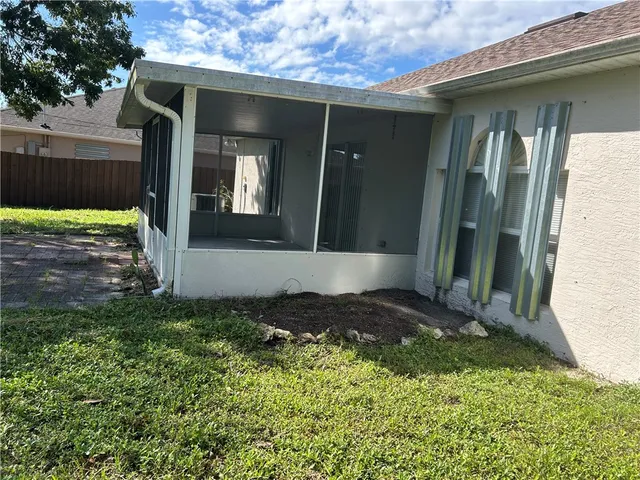$2,000 | 675 Forster Avenue, Sebastian, FL 32958