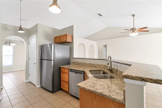 $2,000 | 675 Forster Avenue, Sebastian, FL 32958