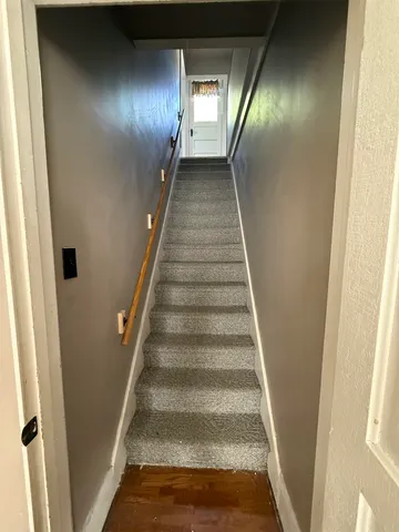 $128,900 | 300 North Holcomb Avenue, Milledgeville, IL 61051