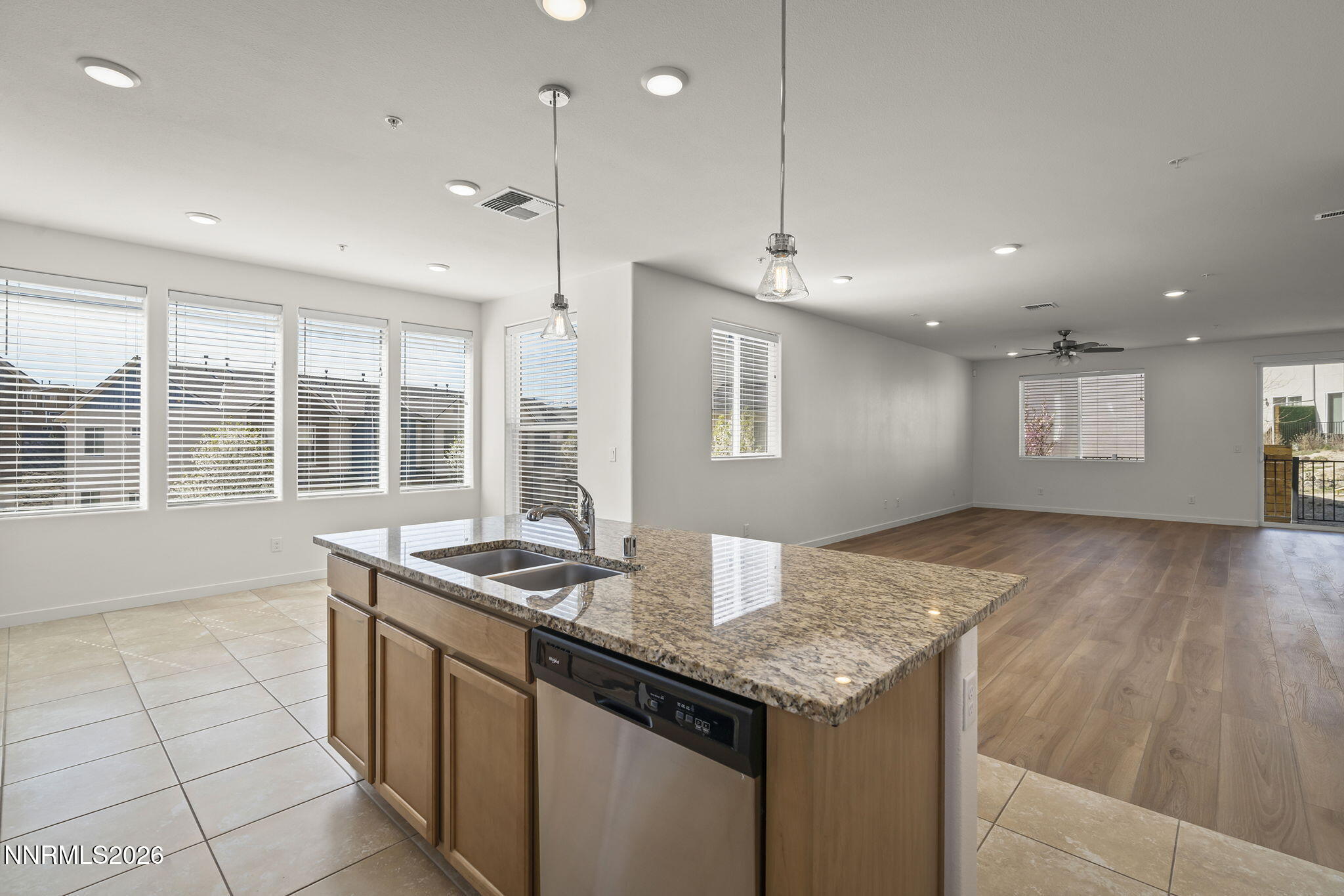 5055 Ciarra Kennedy Lane Reno, NV 89503 - Photo 10 of 18 11-web-or-mls-_DSC5981