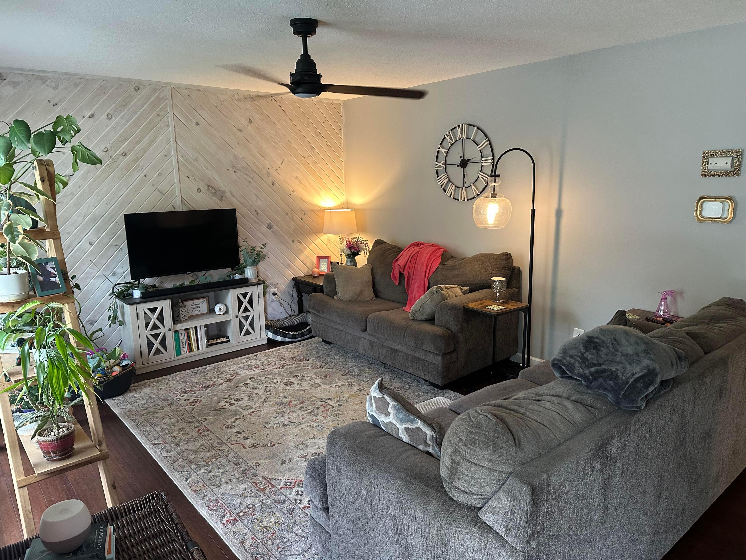 397 McCutcheon Road Columbus, OH 43230 - Photo 3 of 28 Gallery Image 3