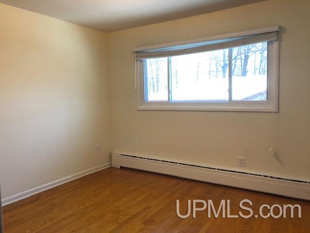 1004 Allouez Road Marquette, MI 49855 - Photo 22 of 40 Gallery Image 22