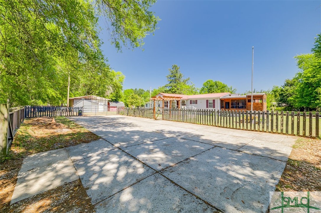 3074 Eldora Road Ellabell, GA 31308 - Photo 3 of 32