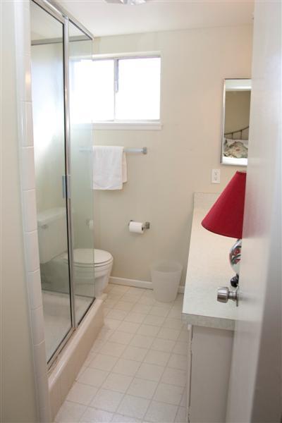 5793 Berkeley Road Goleta, CA 93117 - Photo 11 of 20 Master Bath