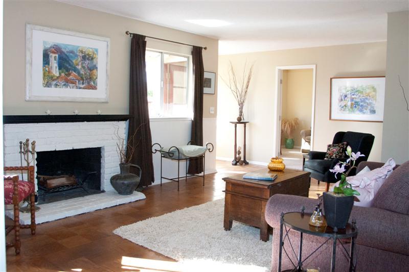 5793 Berkeley Road Goleta, CA 93117 - Photo 3 of 20 Living Room W-fireplace