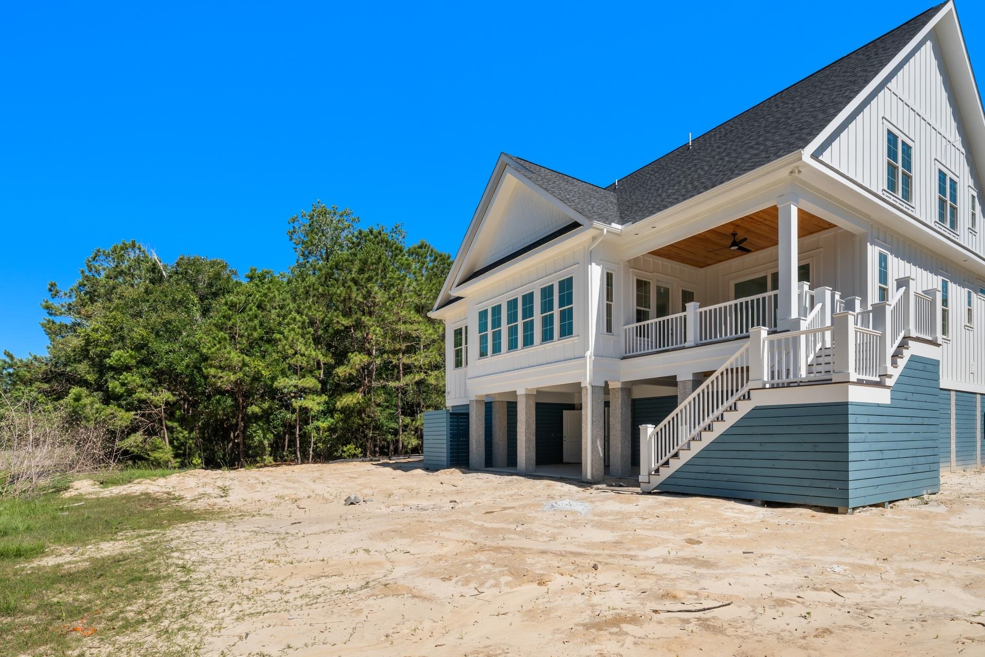 292 Colony Club Drive Georgetown, SC 29440 - Photo 5 of 48