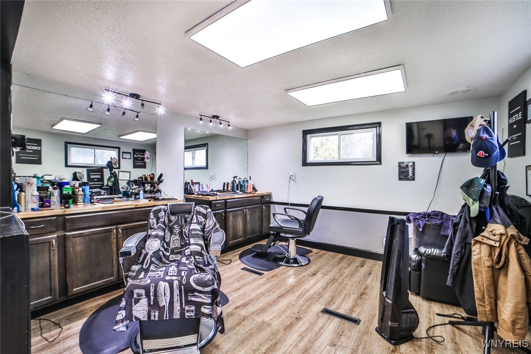 2404 Union Road Cheektowaga, NY 14227 - Photo 13 of 31