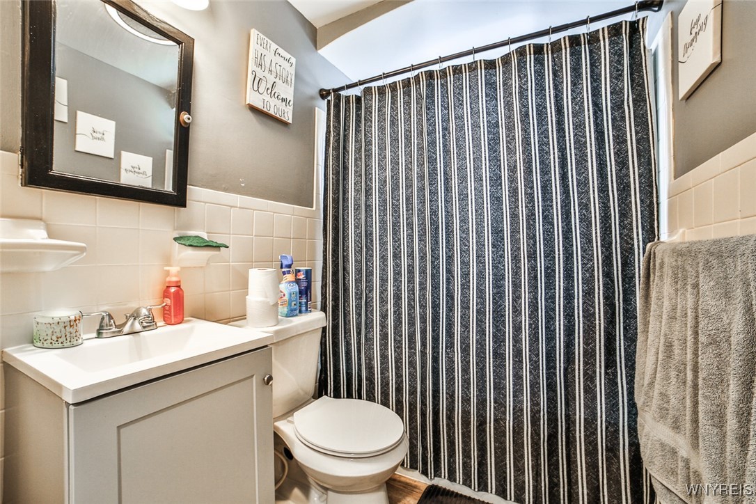 2404 Union Road Cheektowaga, NY 14227 - Photo 30 of 31