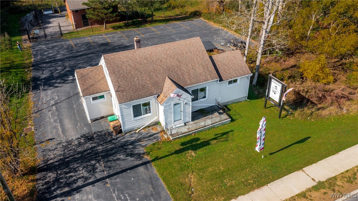 2404 Union Road Cheektowaga, NY 14227 - Photo 5 of 31