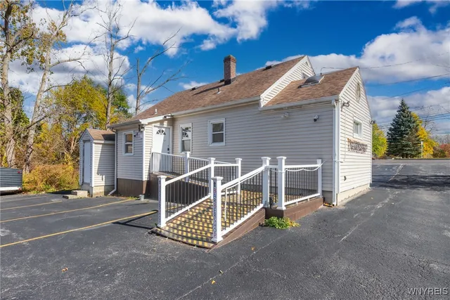 $249,900 | 2404 Union Road, Cheektowaga, NY 14227