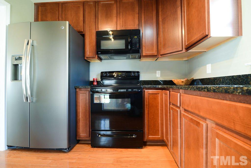 9802 Castain Drive Raleigh, NC 27617 - Photo 5 of 26 Gallery Image 5