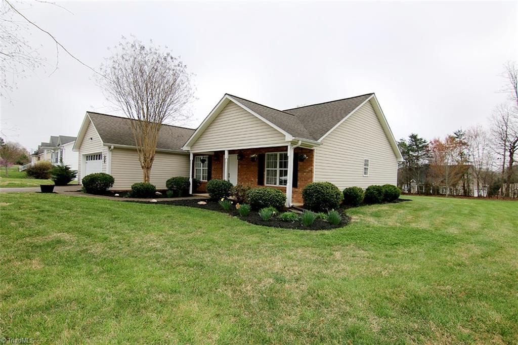 8765 Circle Drive Rural Hall, NC 27045 - Photo 2 of 30