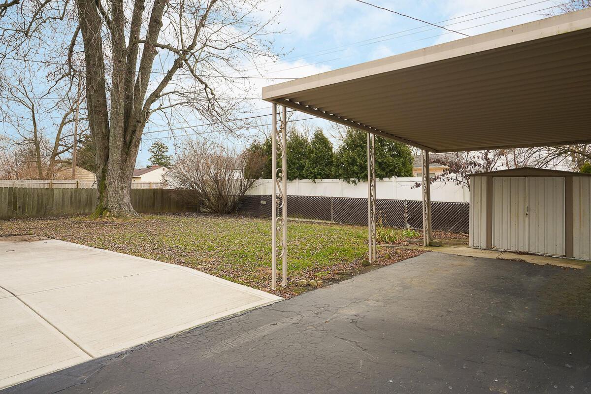 2285 Cranford Road Columbus, OH 43221 - Photo 28 of 32 back yard from carport