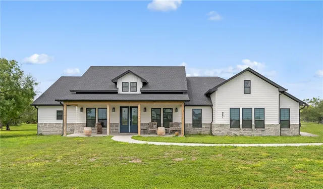 $879,900 | 921 Santa Cruz Lane, Corpus Christi, TX 78415