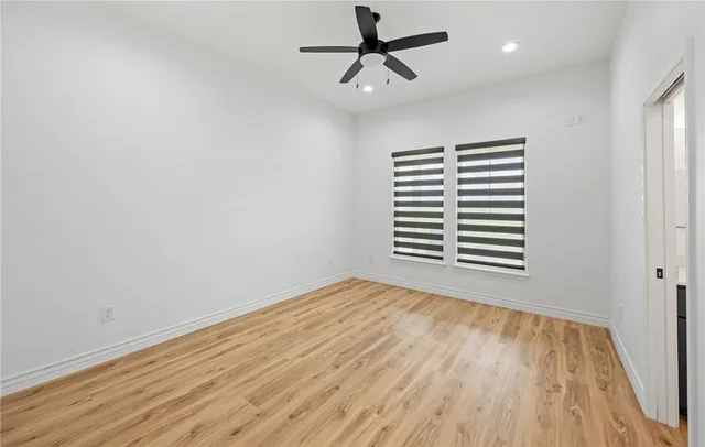 $879,900 | 921 Santa Cruz Lane, Corpus Christi, TX 78415