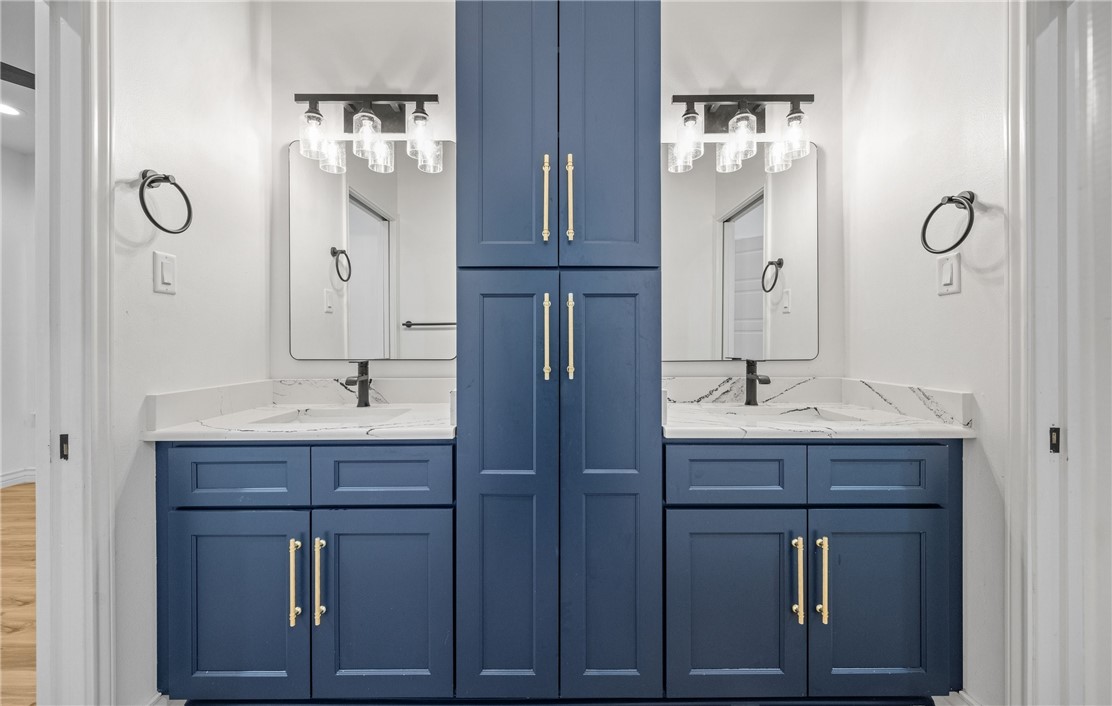 921 Santa Cruz Lane Corpus Christi, TX 78415 - Photo 15 of 23