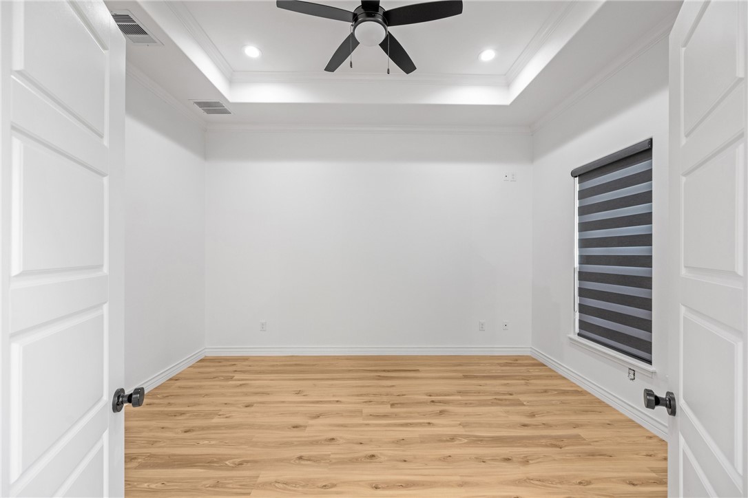 921 Santa Cruz Lane Corpus Christi, TX 78415 - Photo 4 of 23