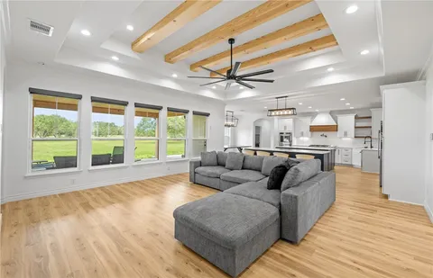 $879,900 | 921 Santa Cruz Lane, Corpus Christi, TX 78415