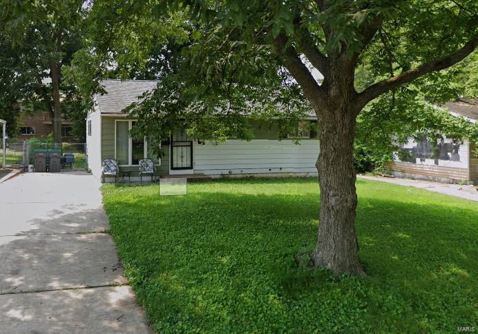 204 Perthshire Road St. Louis, MO 63137 - Photo 1 of 1