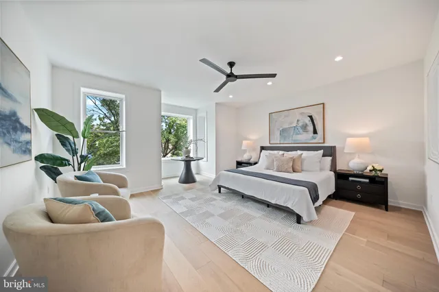 $2,250,000 | 131 11th Street Northeast, Unit 3, Washington, DC 20002